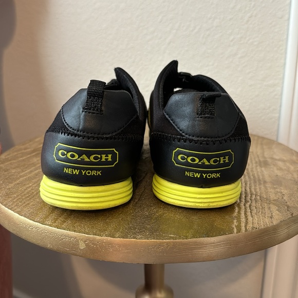 Coach Denver black/lime green
Neoprene running Sneakers Size 8.5 women’s - Picture 3 of 9